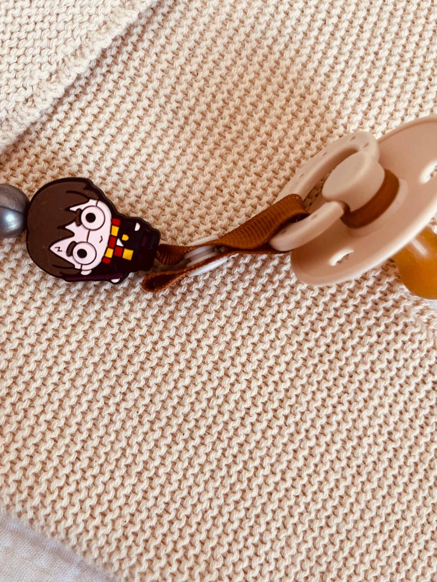 Attache tétine silicone harry potter