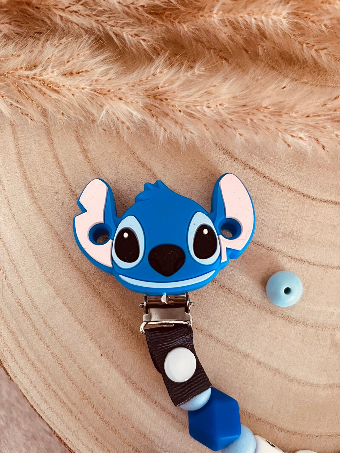 Attache doudou stitch