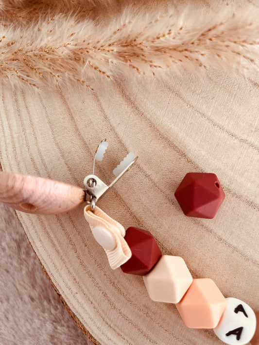 attache doudou personnalisé térracotta