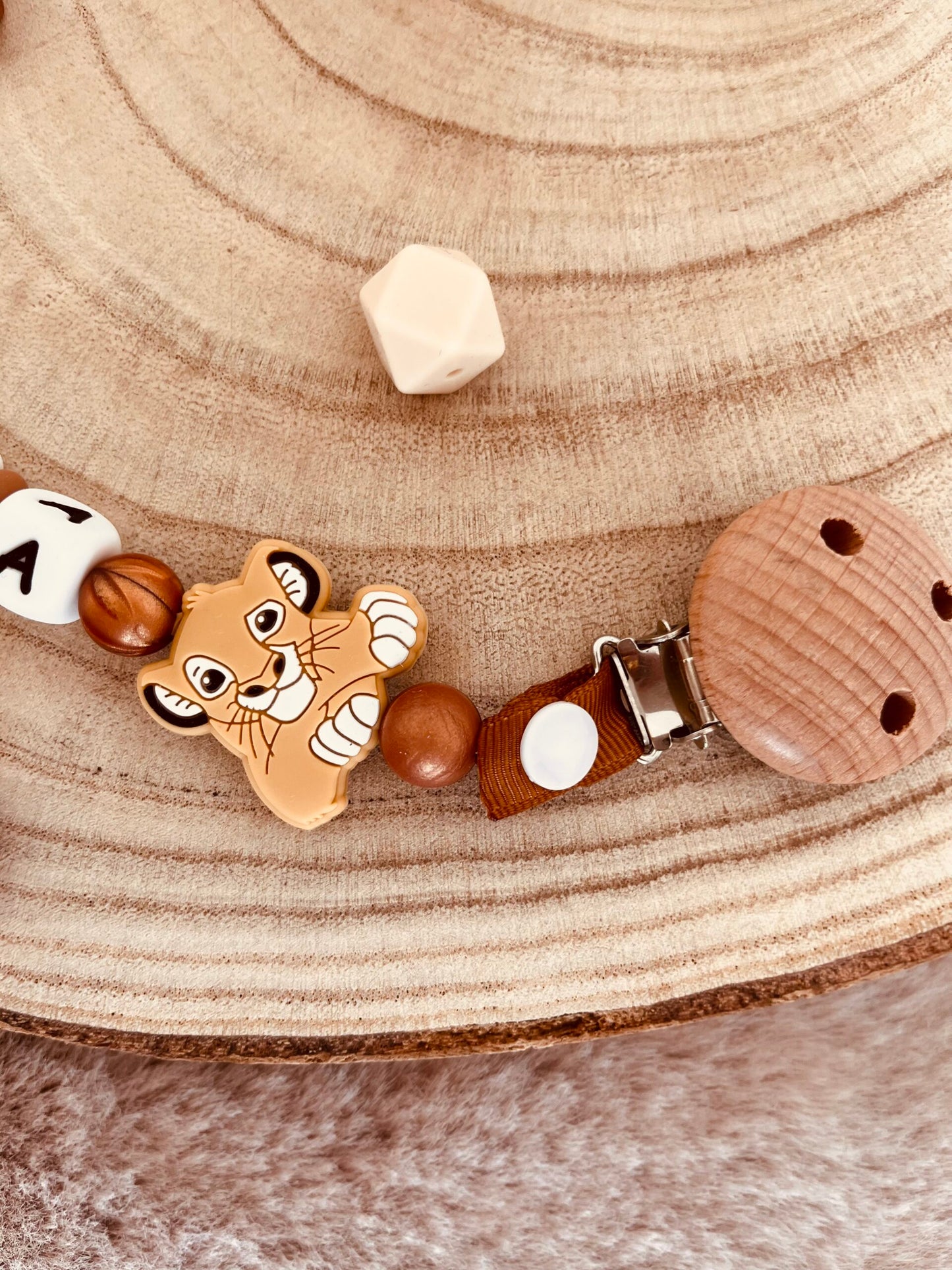 Attache doudou Le roi lion