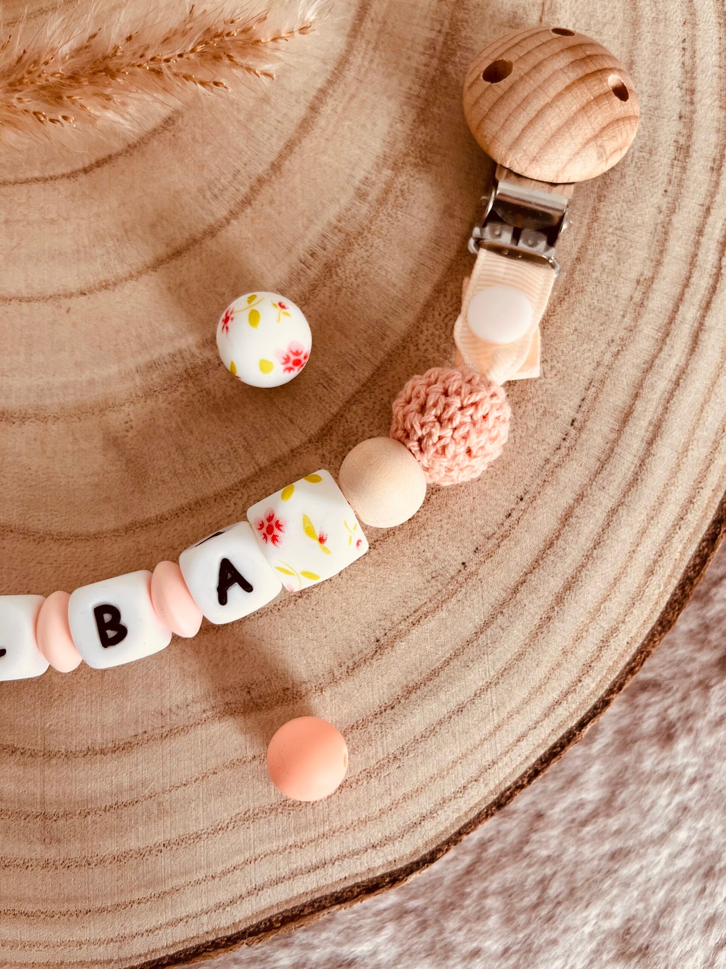 Attache doudou petites fleurs
