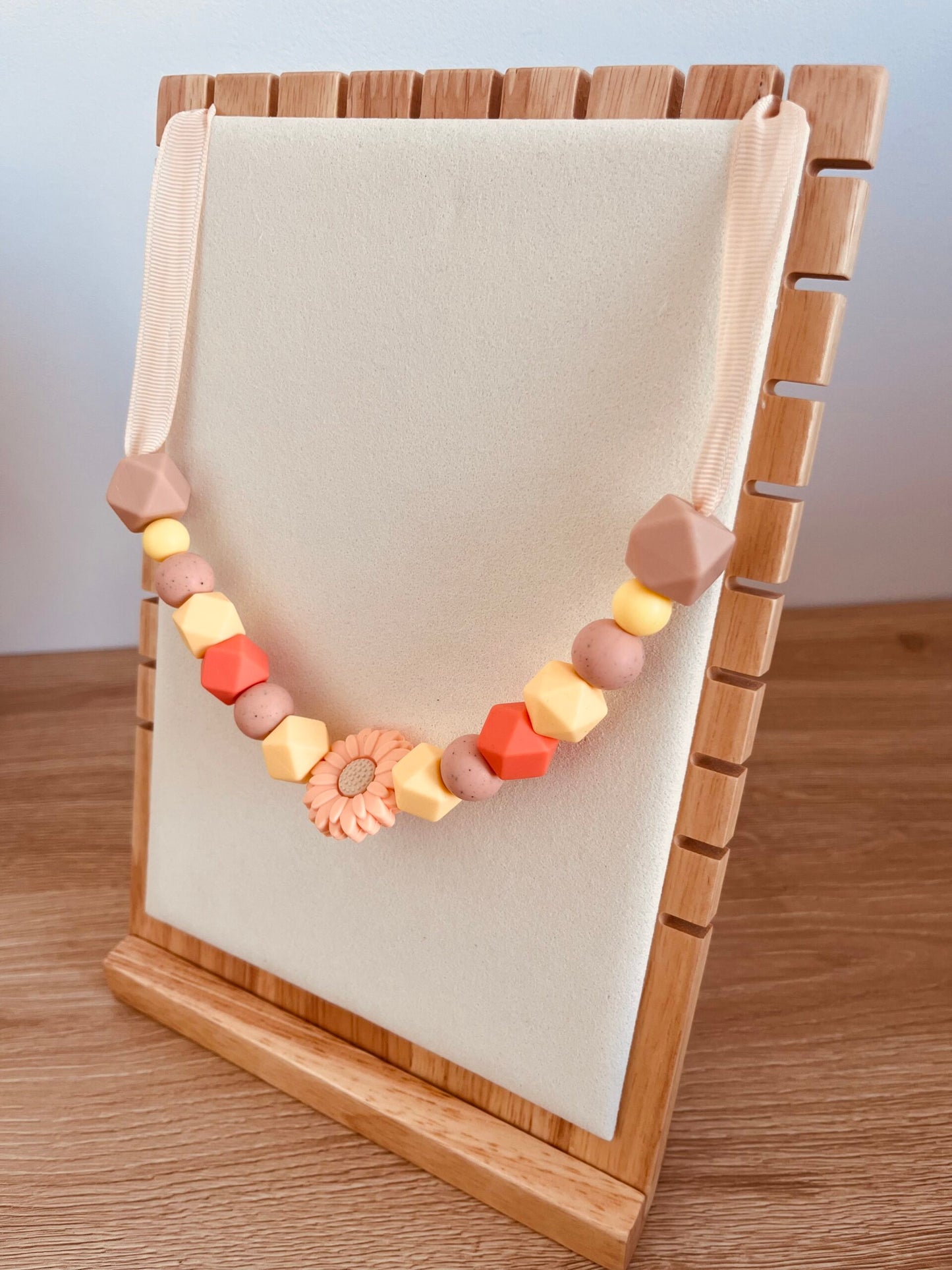 Collier d'allaitement marguerite