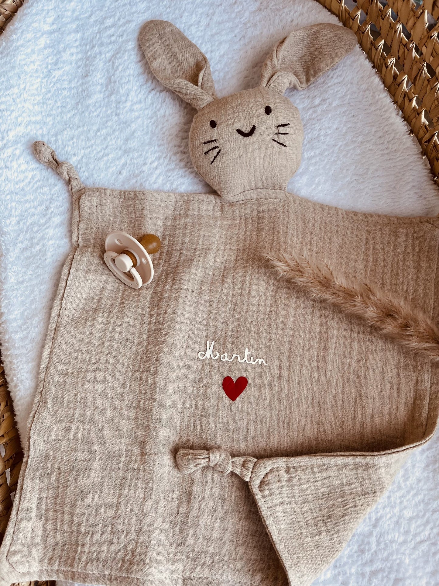 Doudou gaze de coton beige coeur