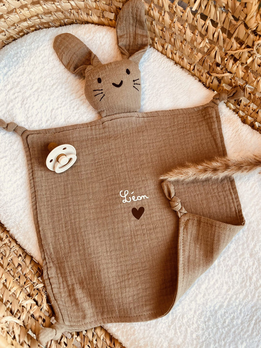 Doudou gaze de coton lapin kaki coeur