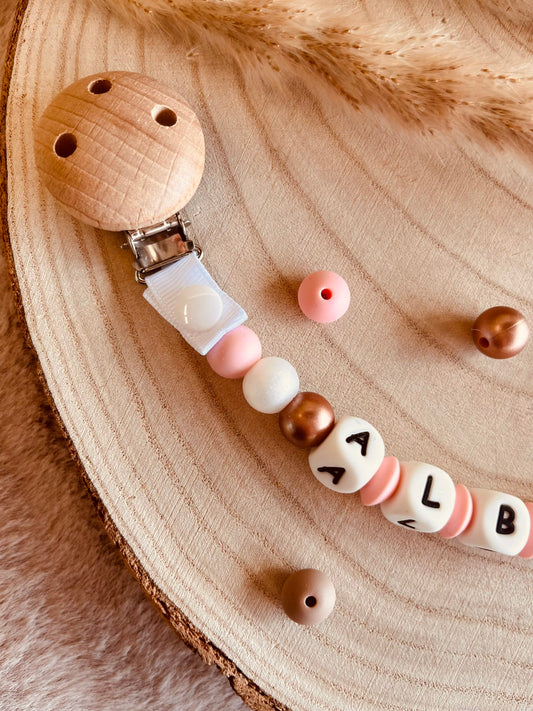 attache tétine personnalisé miss bunny