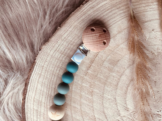 attache tétine vert