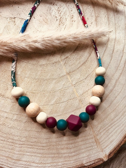 Collier d'allaitement liberty bordeaux