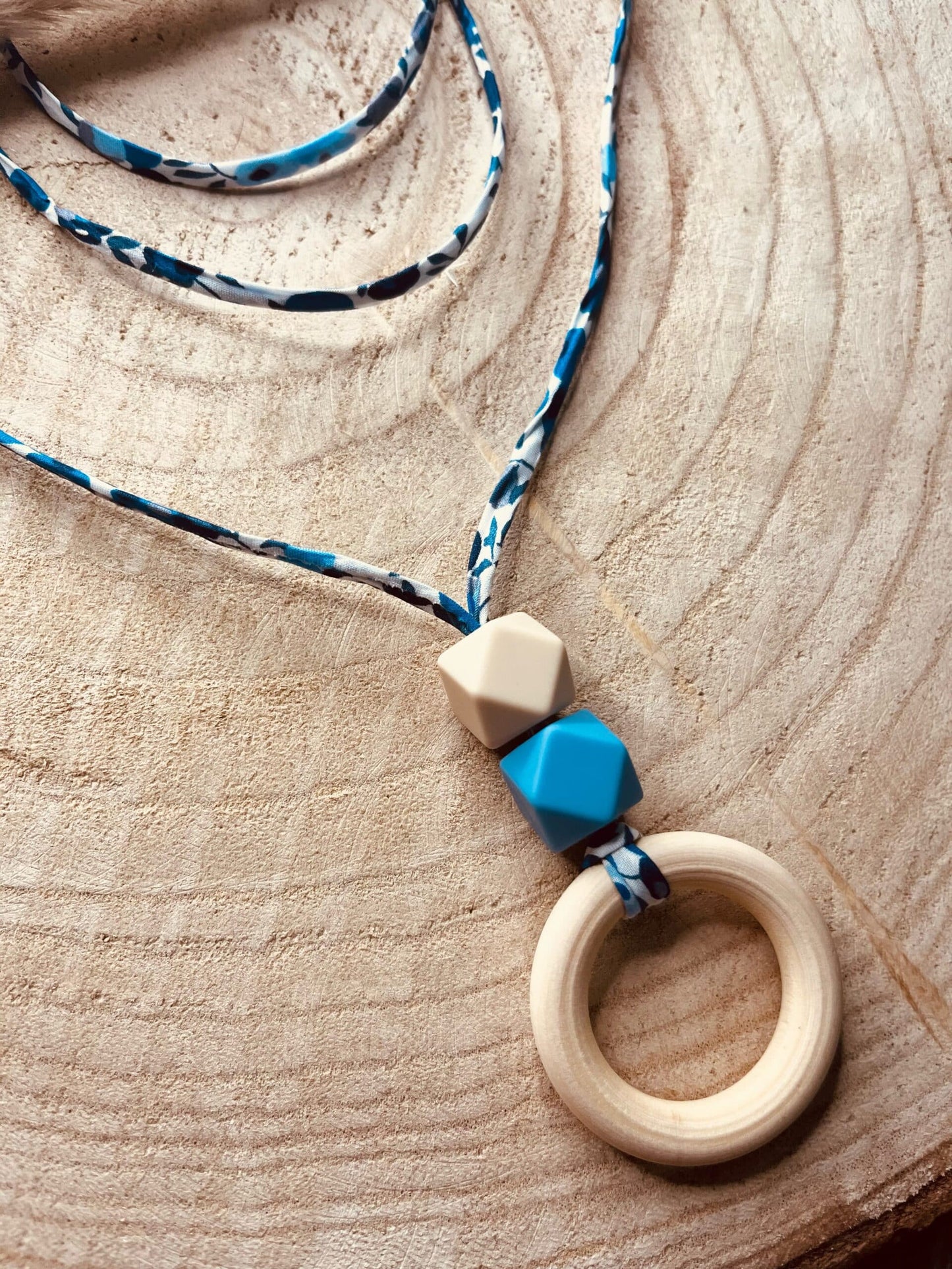 collier d'allaitement liberty bois