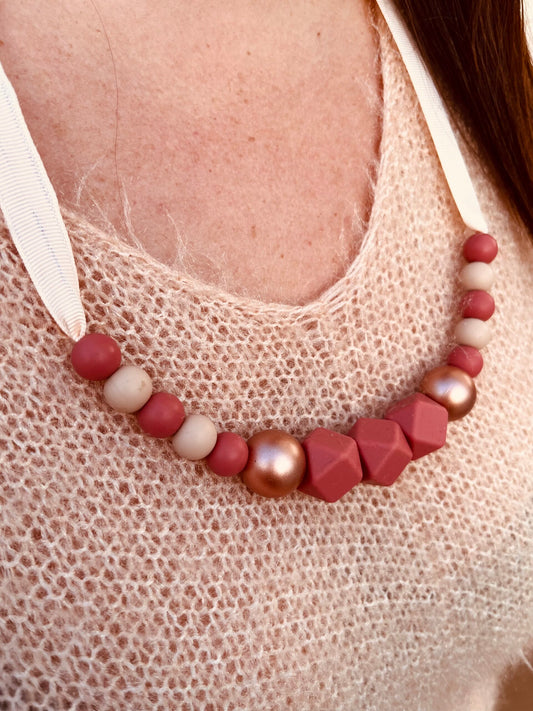 Collier d'allaitement terracotta