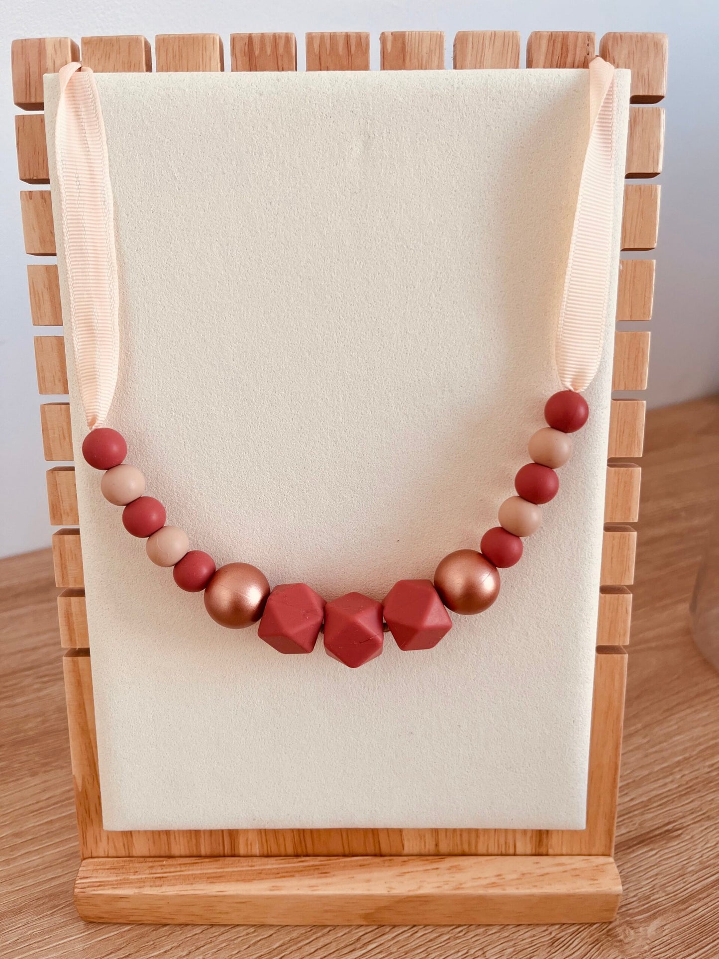 Collier d'allaitement terracotta