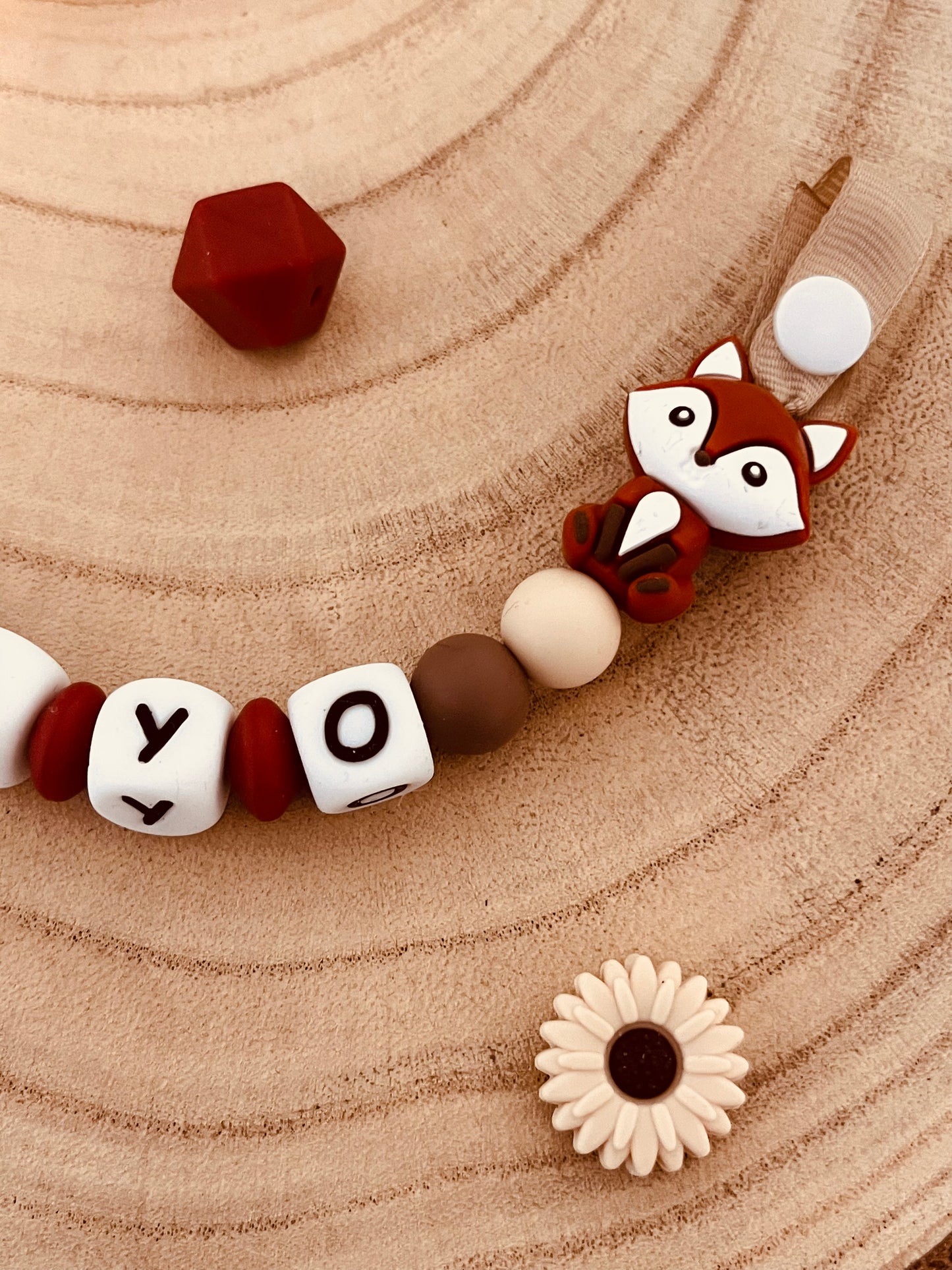 Attache-tétine personnalisée renard terracotta