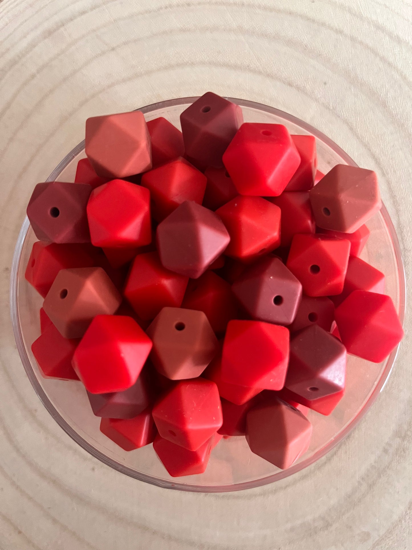 Perle silicone hexagonal 14 mm Rouge