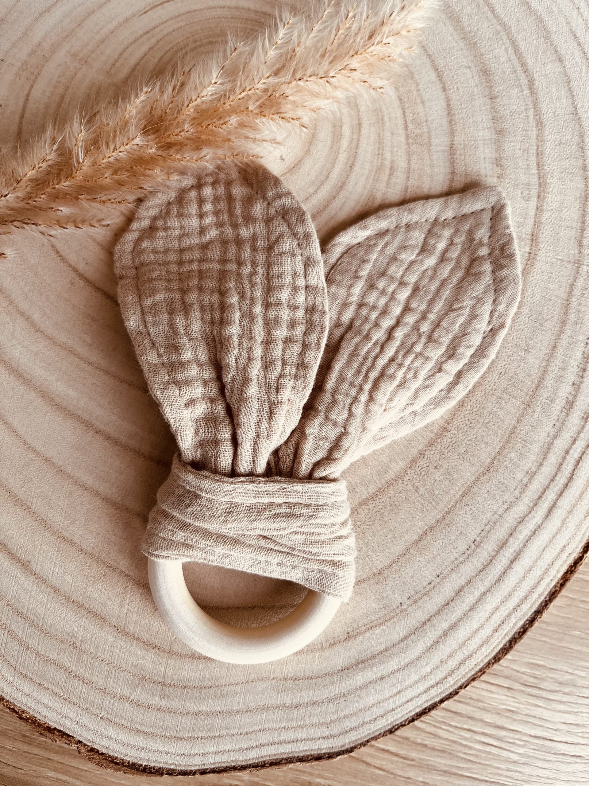 Anneau de dentition beige vue dessus