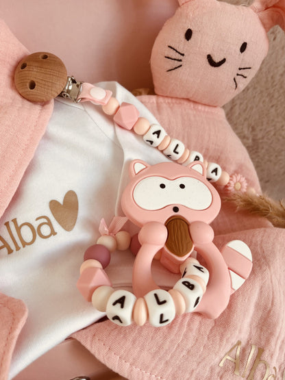 Valise de naissance personnalisé raton laveur rose