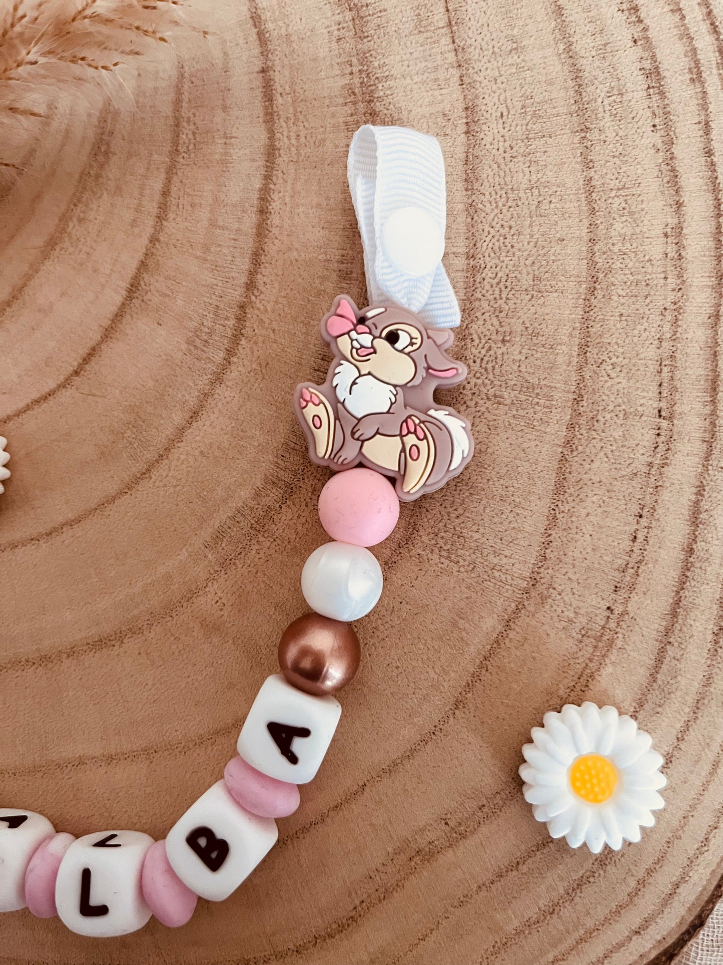 Miss Bunny Gepersonaliseerde fopspeenbinding