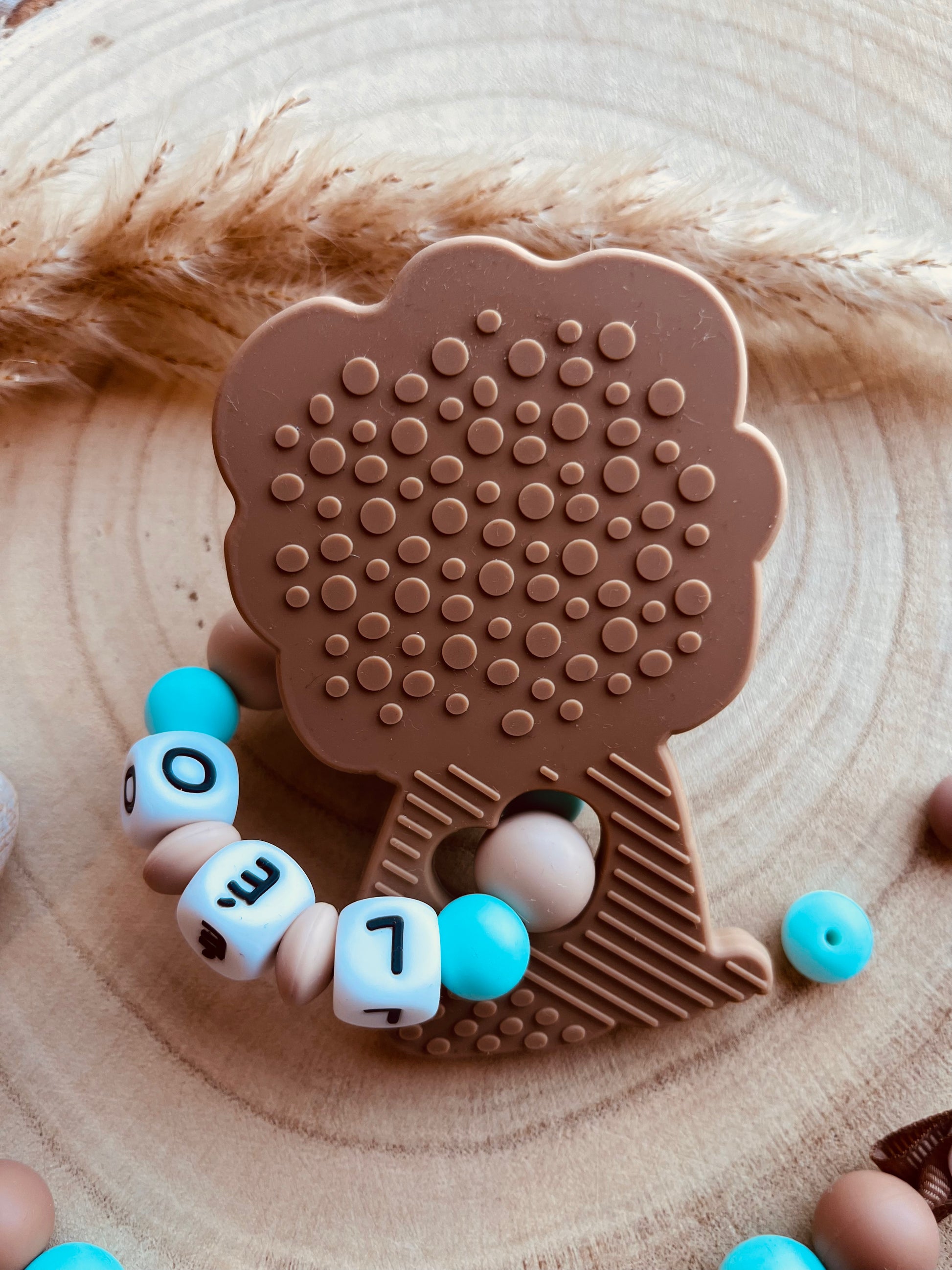 Cofanetto nascita leone personalizzato, accessori bebè fatti a mano in silicone alimentare e legno