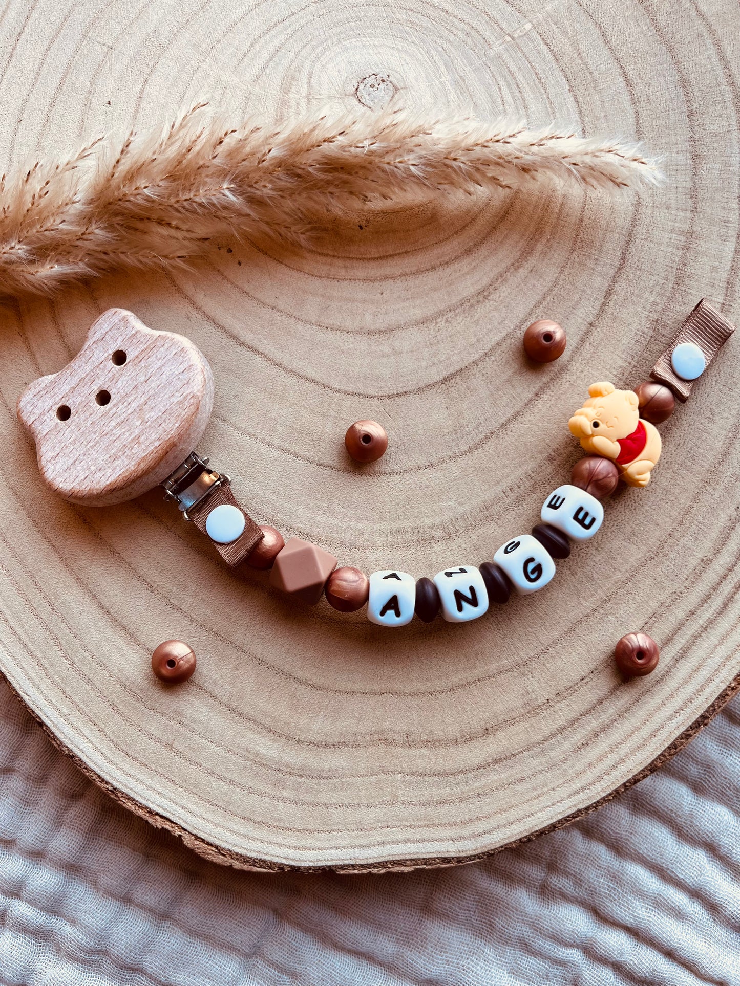 Catenella portaciuccio Winnie the Pooh personalizzata, perline in silicone alimentare e legno di faggio