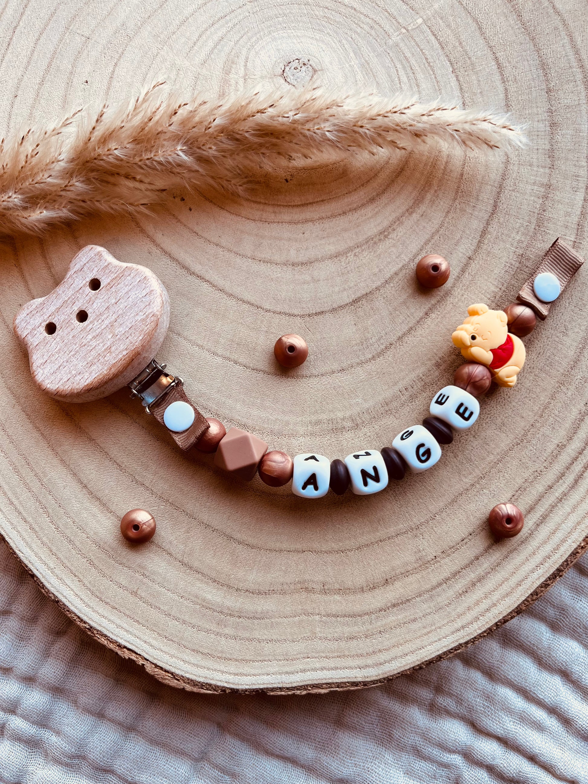 Catenella portaciuccio Winnie the Pooh personalizzata, perline in silicone alimentare e legno di faggio