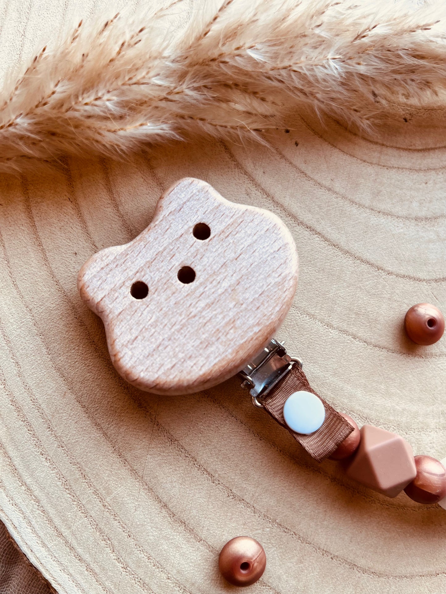 Catenella portaciuccio Winnie the Pooh personalizzata, perline in silicone alimentare e legno di faggio