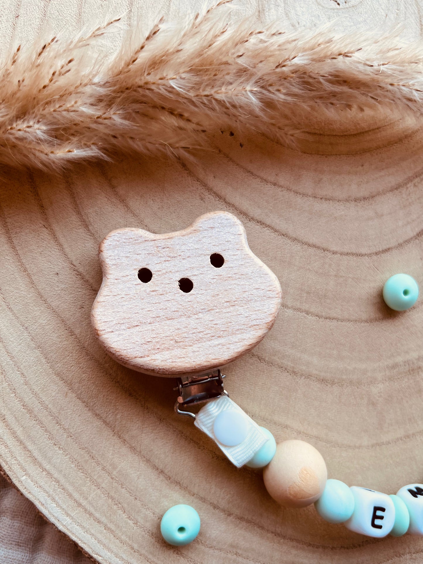 Gepersonaliseerd speenkoord hertje mint met kralen van voedselveilig silicone en beukenhout