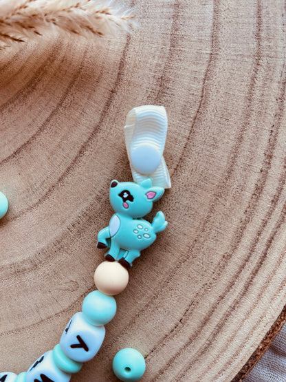 Gepersonaliseerd speenkoord hertje mint met kralen van voedselveilig silicone en beukenhout