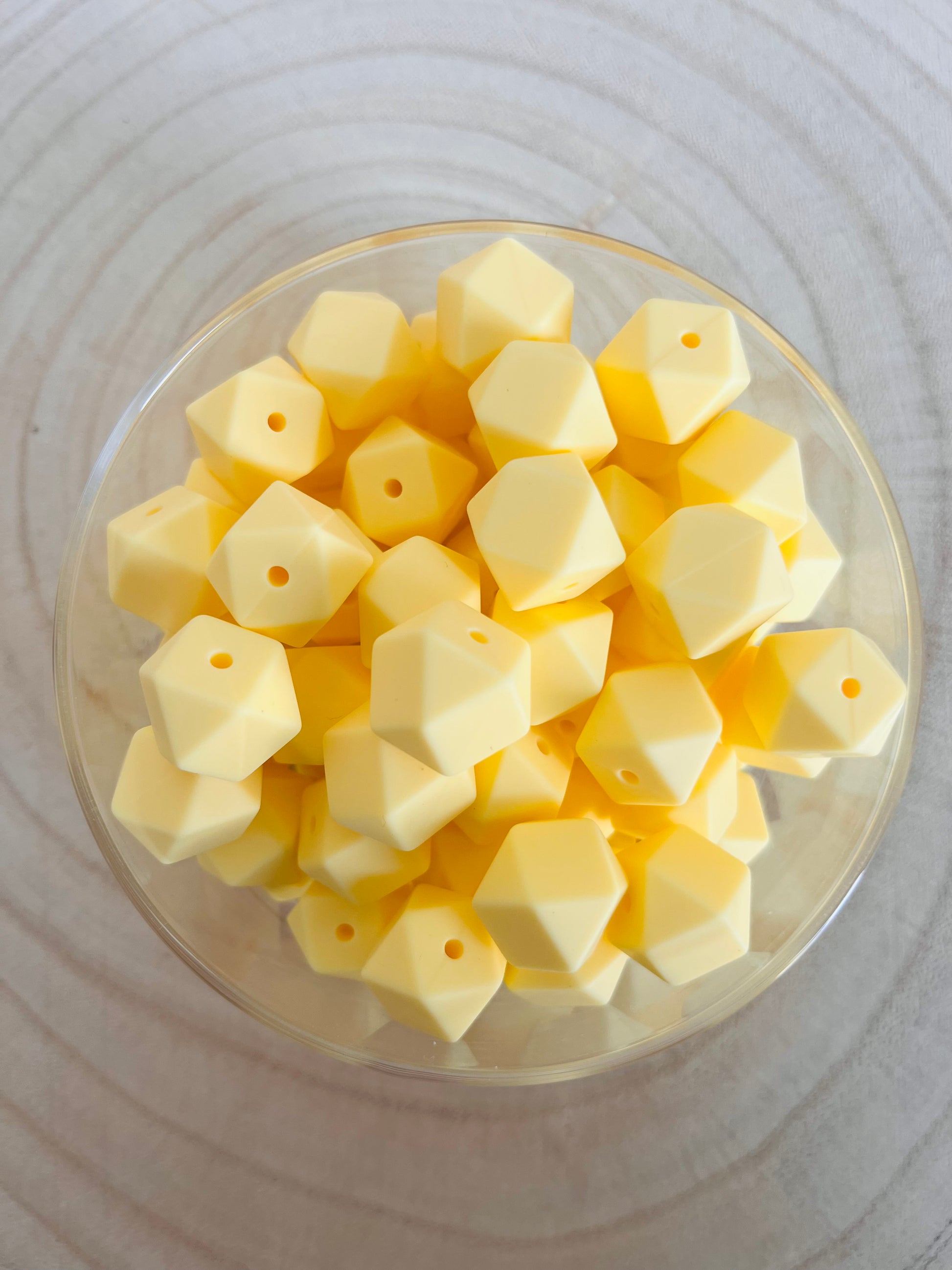 Jaune pastel