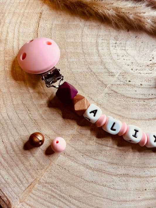 Attache tétine personnalisé biche rose