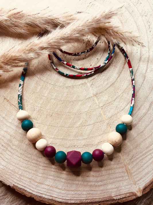 Collier d'allaitement liberty bordeaux