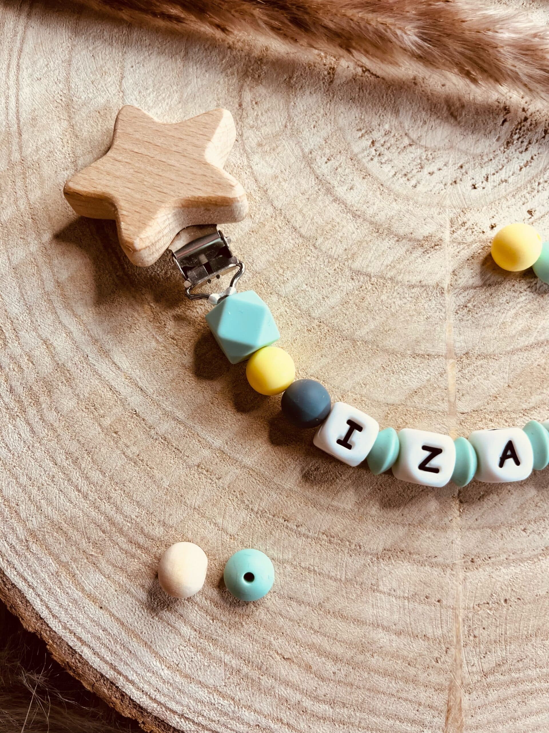 attache tétine panda izac