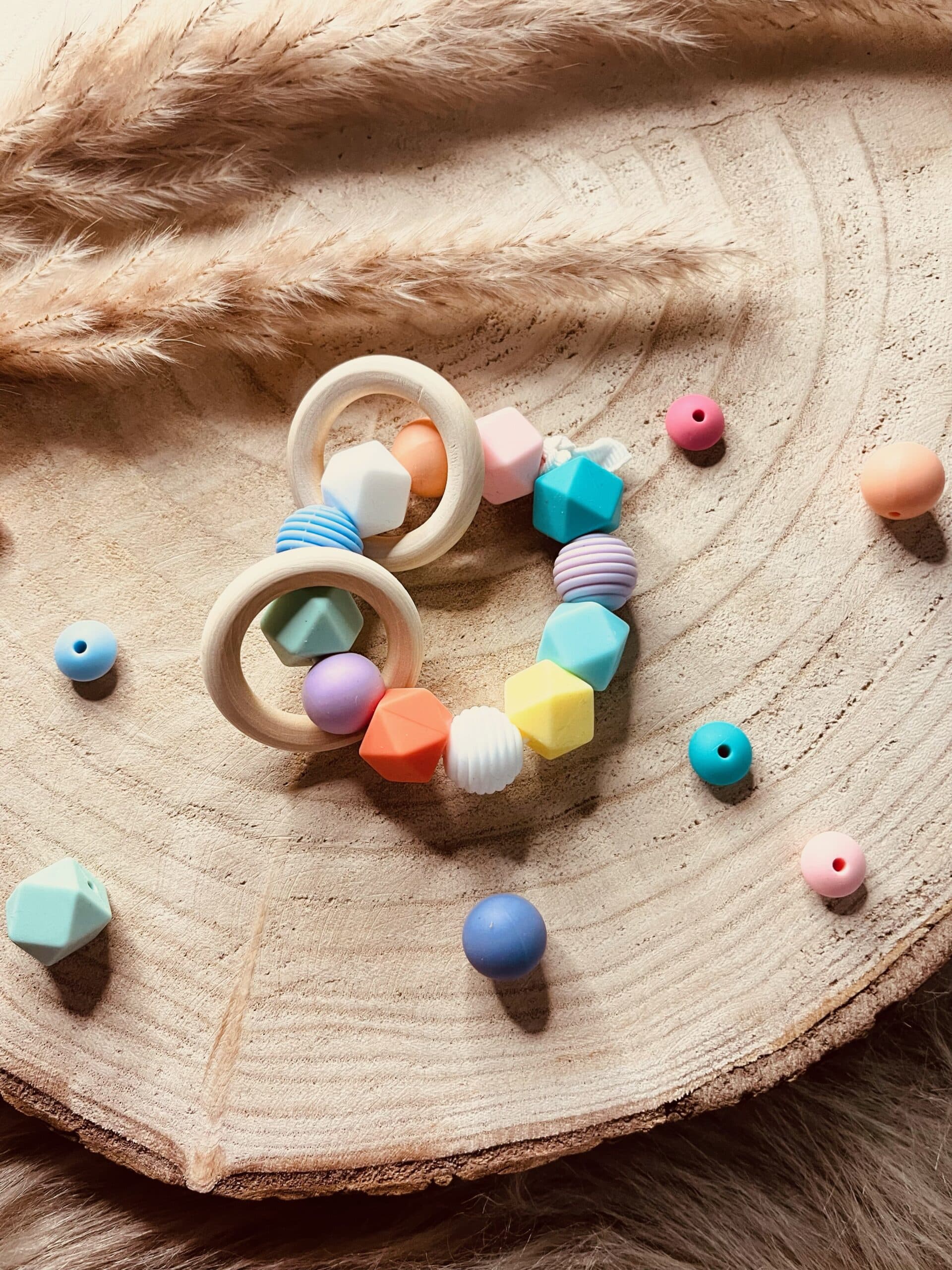 anneau de dentition multicolore